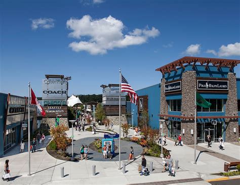 seattle premium outlet sales.